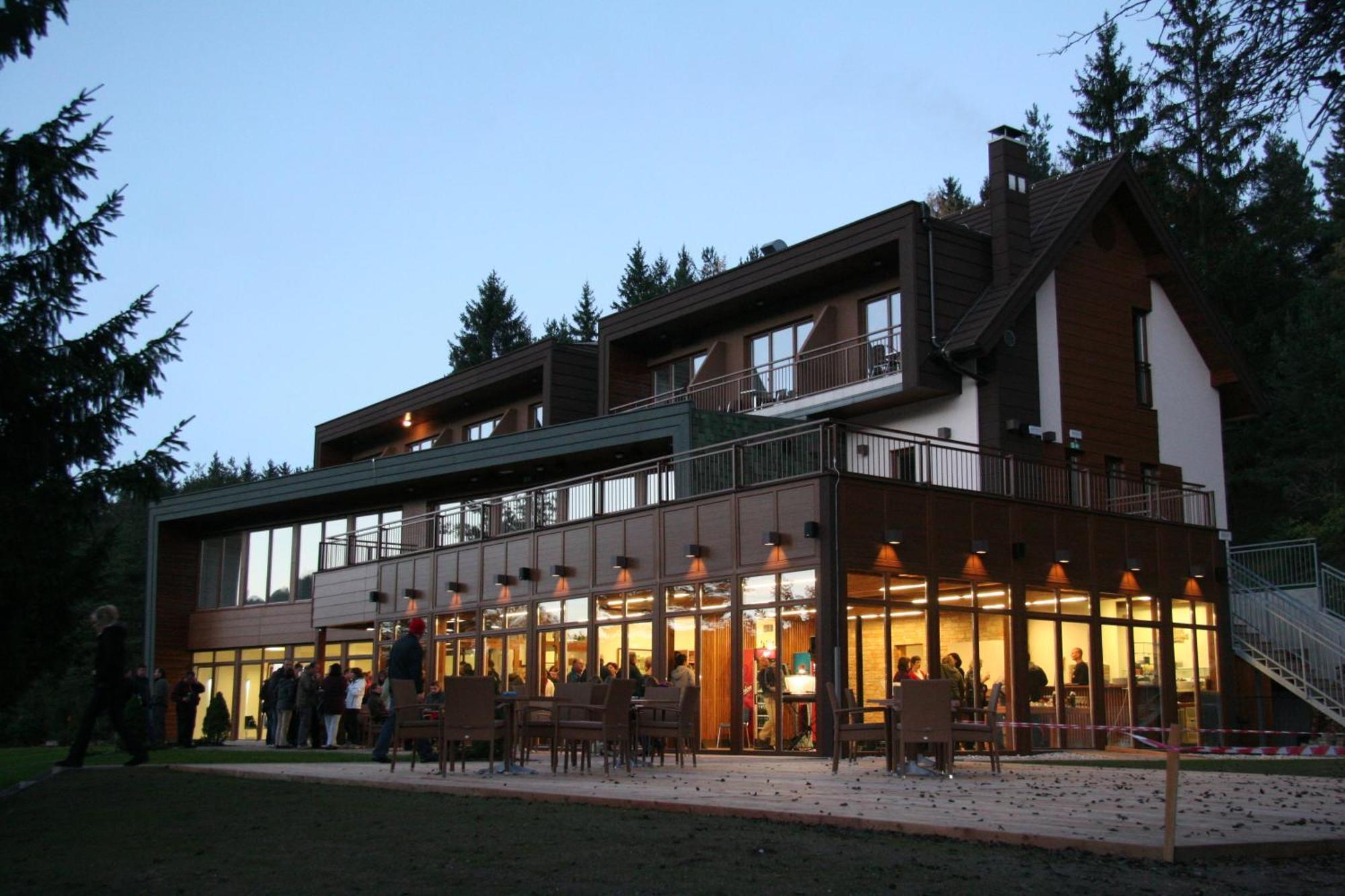 Hotel Ракитна Екстер'єр фото